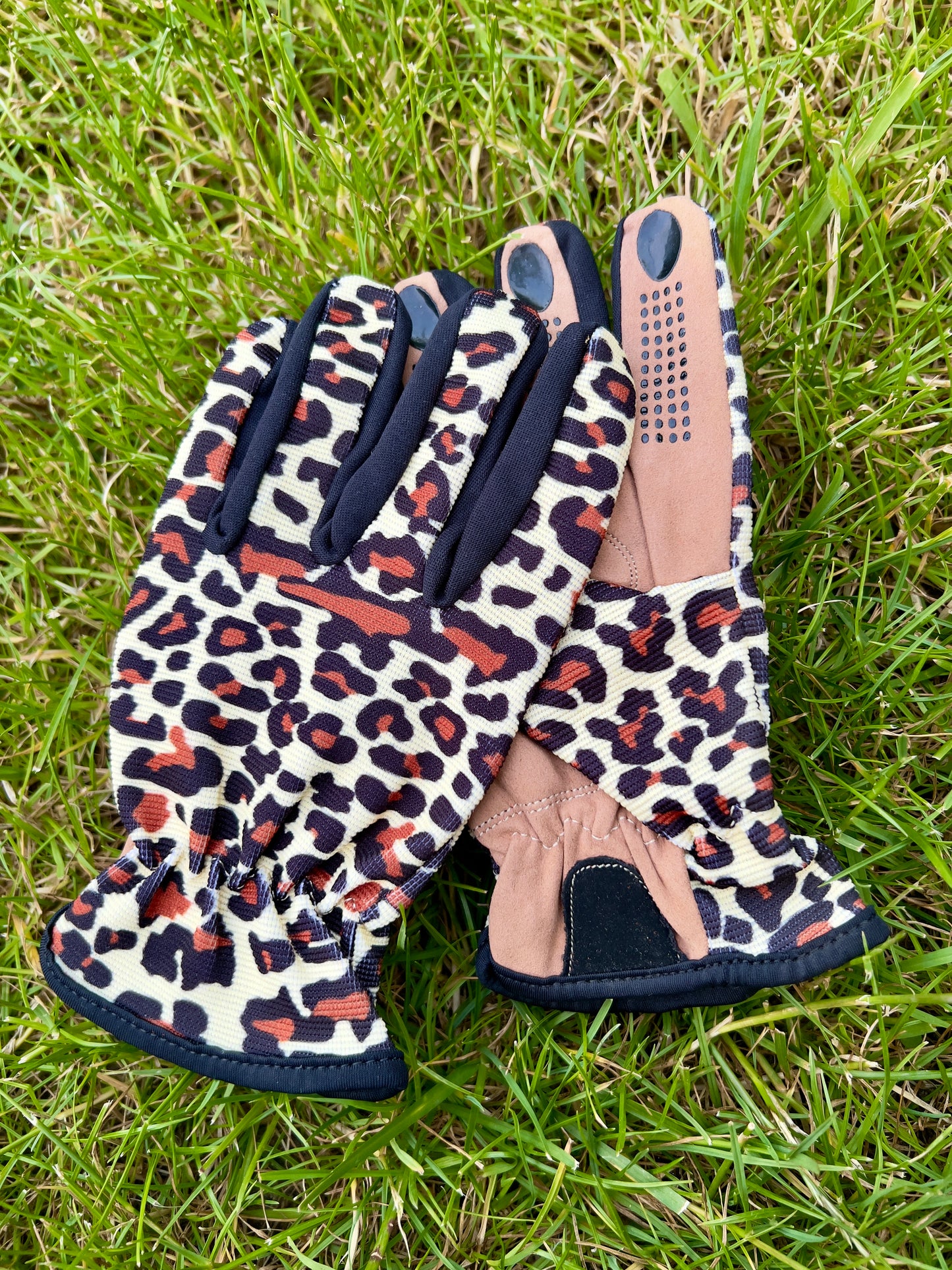🌿 LEO & WILD IM GARTEN! 🐆🌱